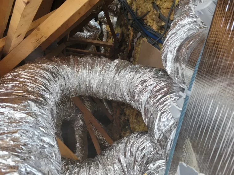 Installation Gainable sous toiture